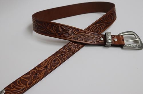 Рельефный кожаный ремень