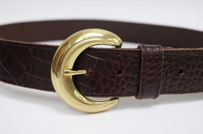 Рельефный кожаный ремень