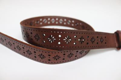 Ажурный кожаный ремень