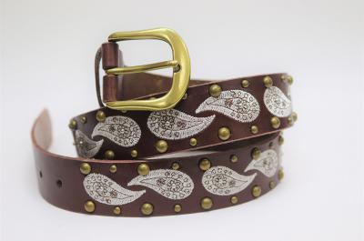 Шипованный кожаный ремень