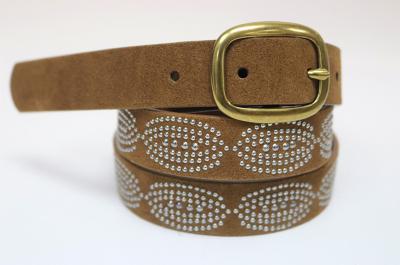 Шипованный кожаный ремень
