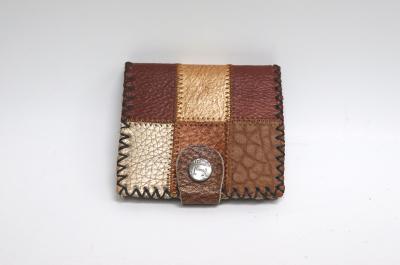 Маленький кожаный кошелек с лоскутным дизайном
