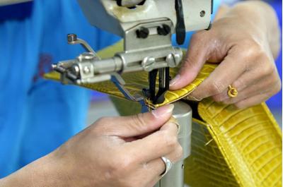 Рельефный кожаный ремень