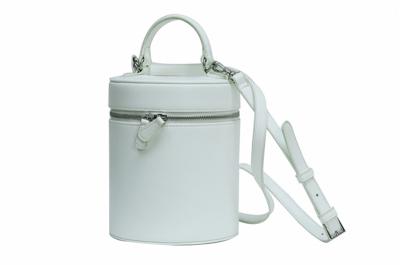 белая сумка из искусственной кожи для завтрака