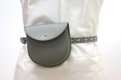 женская поясная сумка с жаккардовым ремешком