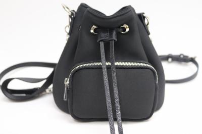 модный рюкзак из неопрена